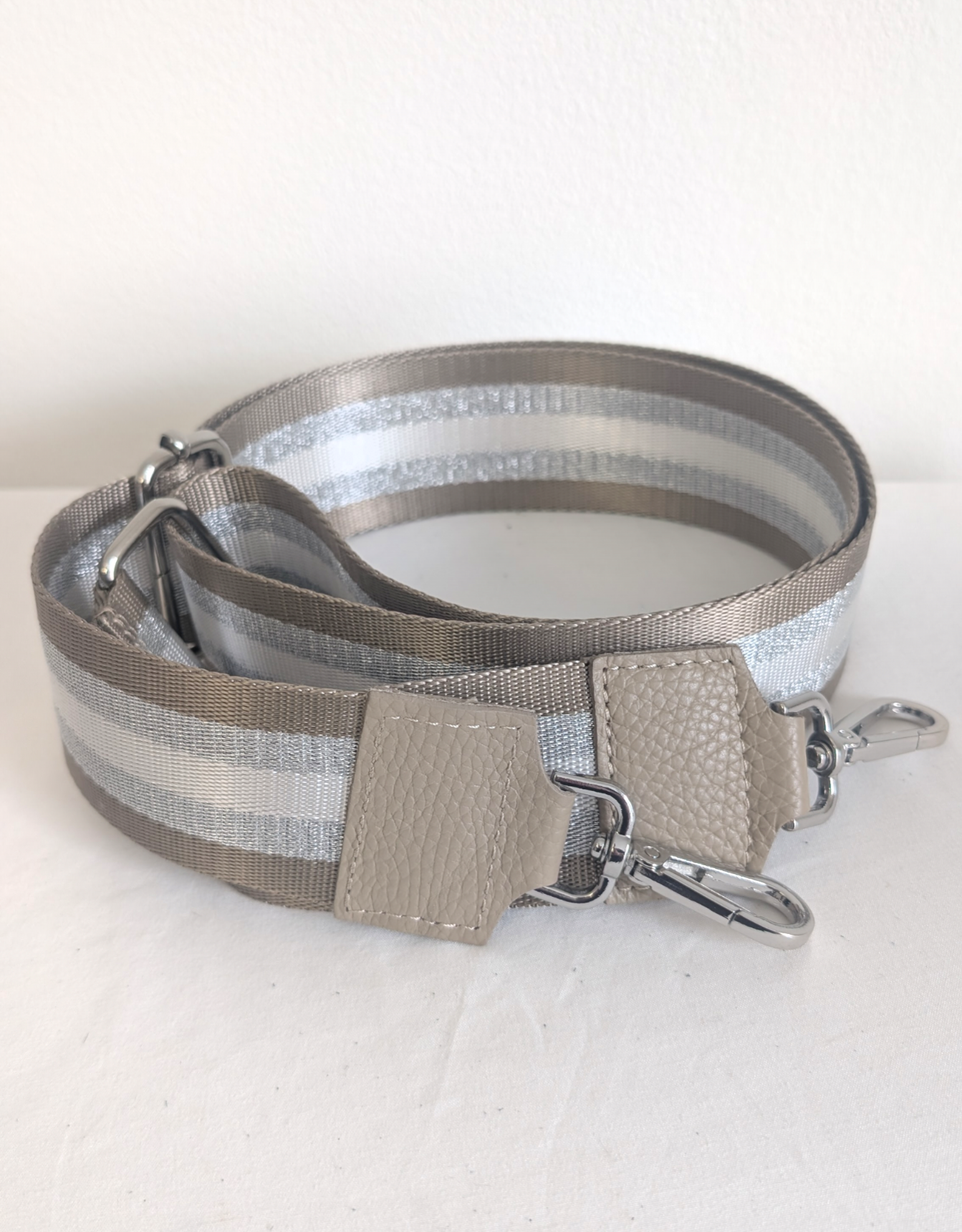 Aria Strap – Bred Axelrem för Väska (Made in Italy)
