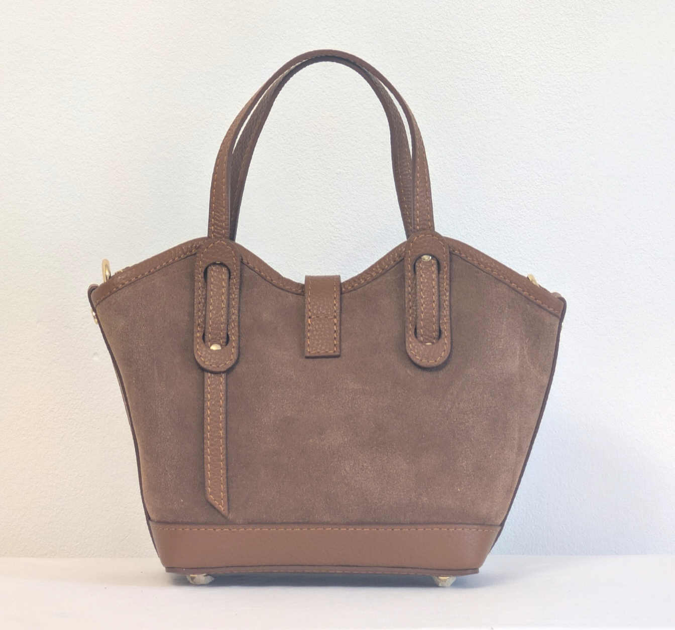 Handväska Fiorella – Äkta Italienskt Läder & Mocka